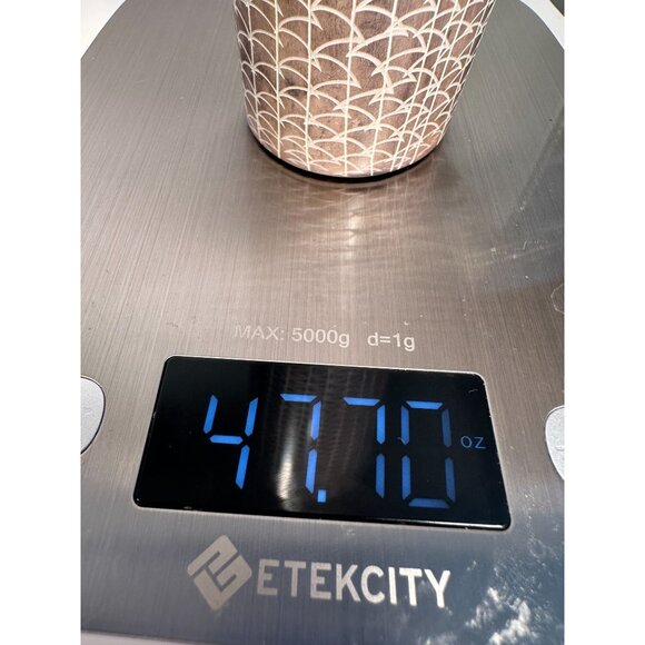 Handcarved Besmo Vase from Kenya. - Picture 7 of 7